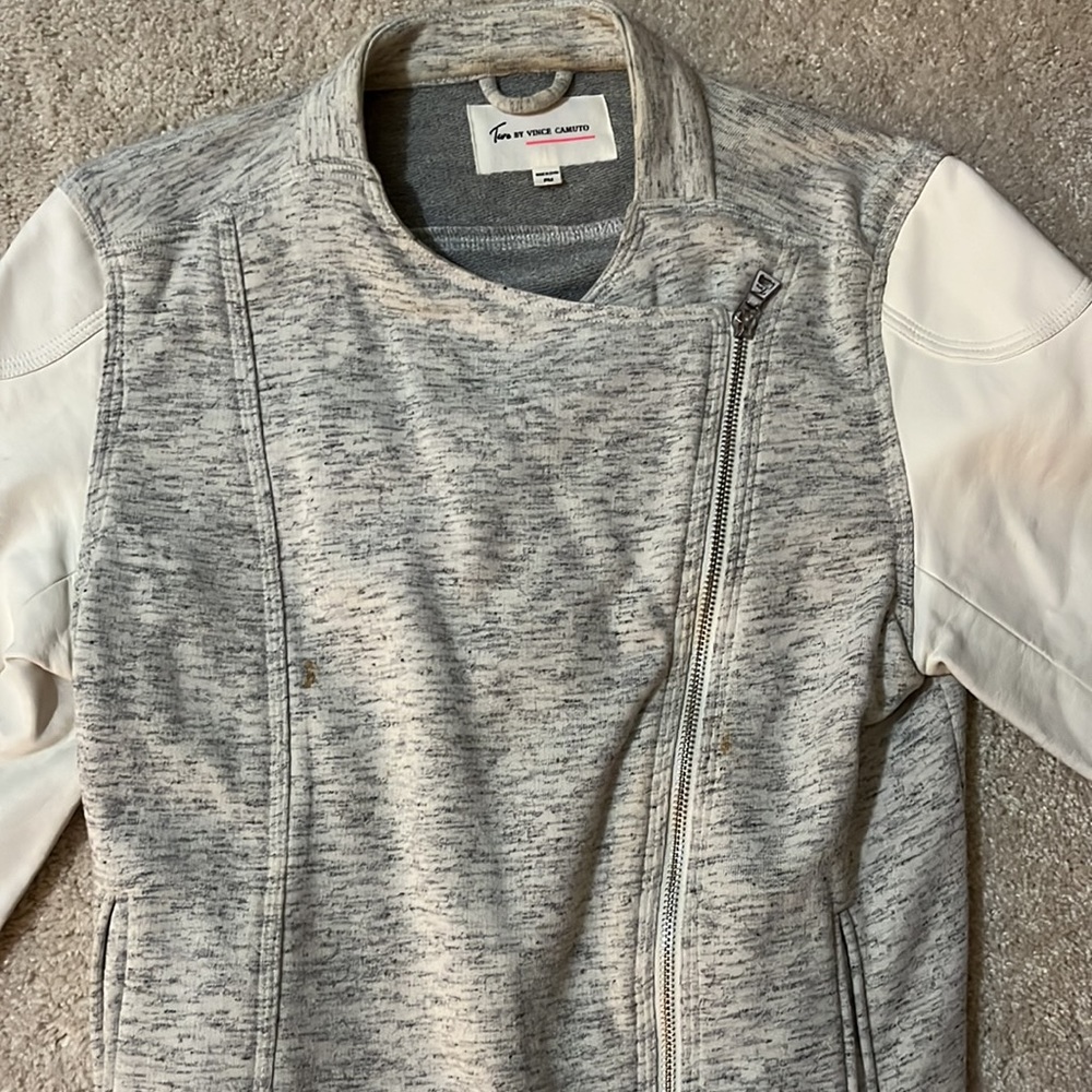 Two by Vince Camuto jacket : sweatshirt and leather material - Picture 4 of 5